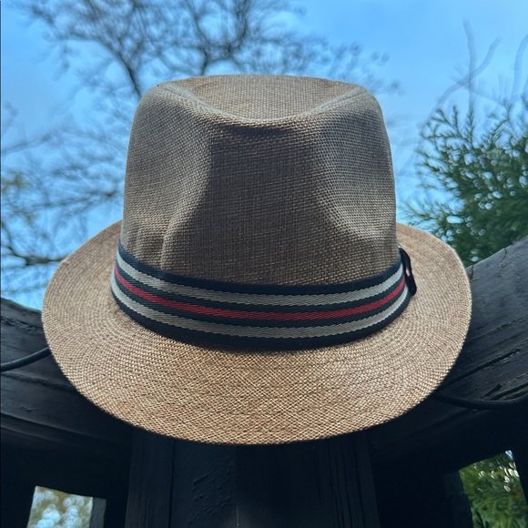 Stylish Tan Fedora with Striped Band - Picture 2 of 9